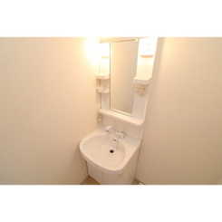 アンプルール クラージュコリーヌシャンⅡのサムネイル