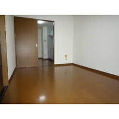 アンプルール フェール 長坂のサムネイル