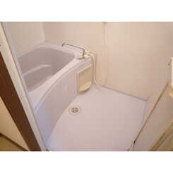 アンプルール フェール 長坂のサムネイル