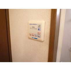 アンプルール フェール 長坂のサムネイル