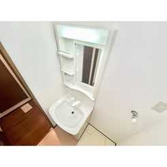 アンプルール フェール REALIFEのサムネイル