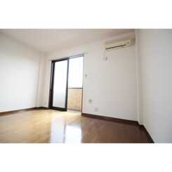 アンプルール フェール モンテのサムネイル