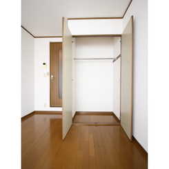 アンプルールフェールイル・ヴィラージュのサムネイル