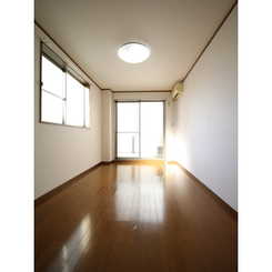 アンプルールフェールイル・ヴィラージュのサムネイル