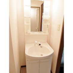 アンプルール フェール 岩波のサムネイル