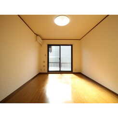 アンプルール フェール リリエンハイムⅡのサムネイル