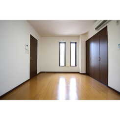 アンプルール フェール ドゥ イズミのサムネイル