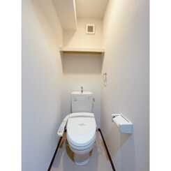 アンプルール フェール ドゥ イズミのサムネイル