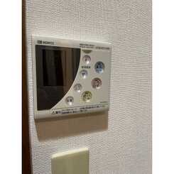 アンプルール フェール ドゥ イズミのサムネイル