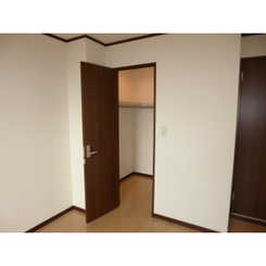 アンプルール フェールTheEarthのサムネイル