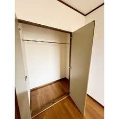 アンプルール ブア 竜田川のサムネイル