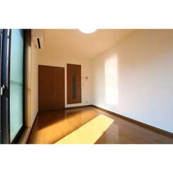 アンプルール ブワ 下梅屋のサムネイル