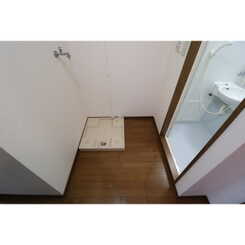 アンプルール ブワ 下梅屋のサムネイル