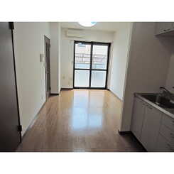 アンプルール ブワ HIROのサムネイル