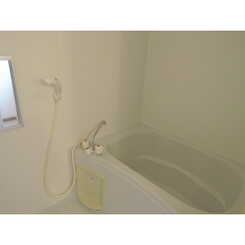 アンプルール ブワ HIROのサムネイル