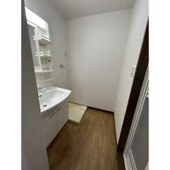 アンプルール フェール メルベェイユーのサムネイル