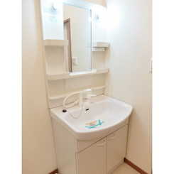 アンプルール ブワ 指扇Ⅱのサムネイル