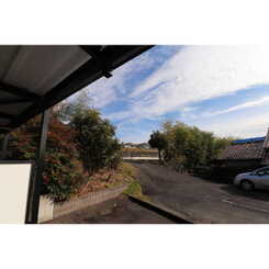 アンプルール ブワ 秀のサムネイル