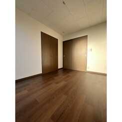 プレジール Iのサムネイル