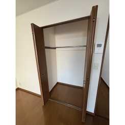 プレジール みどりのサムネイル