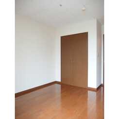 プレジール Rのサムネイル