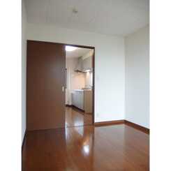 プレジール Rのサムネイル