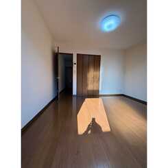 プレジール 笹川のサムネイル