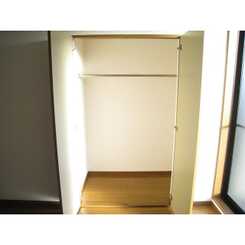 プレジール アントレのサムネイル