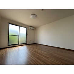 プレジール 宮ノ前のサムネイル