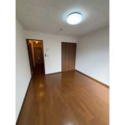 プレジール 鳳のサムネイル