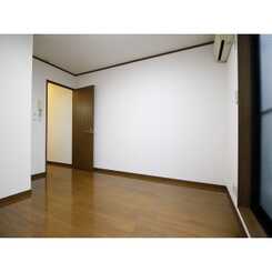 プレジール 浦和のサムネイル