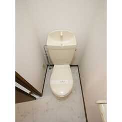 プレジール 浦和のサムネイル