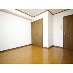 プレジール 浦和のサムネイル