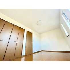 陽だまりの詩 樟葉Bのサムネイル