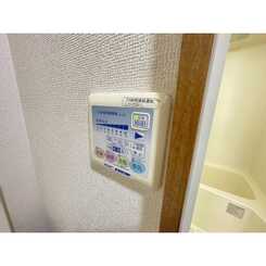 アンプルール リーブル ゴールドクレストのサムネイル