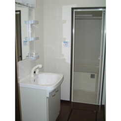 アンプルール リーブル EASTのサムネイル