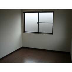 アンプルール リーブル EASTのサムネイル