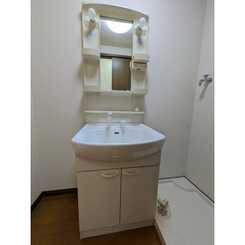 アンプルール リーブル 桜田のサムネイル