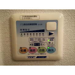 アンプルールベトン ラ・プティールのサムネイル