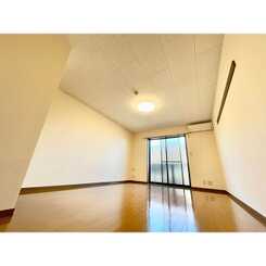 アンプルール モンターニュのサムネイル