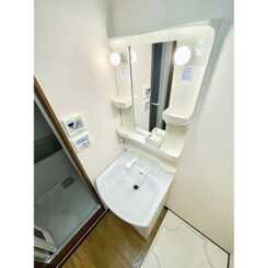 アンプルール モンターニュのサムネイル