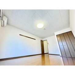 アンプルール モンターニュのサムネイル