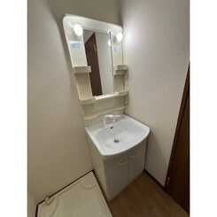 アンプルールエアリーズのサムネイル