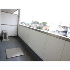 プルミエール OZAKUのサムネイル