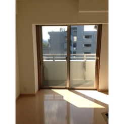 プレール・ドゥーク西大島駅前のサムネイル