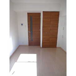 プレール・ドゥーク西大島駅前のサムネイル