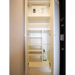 プレール・ドゥーク板橋本町Ⅱのサムネイル