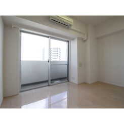 プレール・ドゥーク板橋本町Ⅱのサムネイル