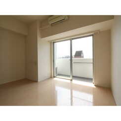 プレール・ドゥーク板橋本町Ⅱのサムネイル