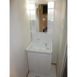 アムール　横須賀中央のサムネイル